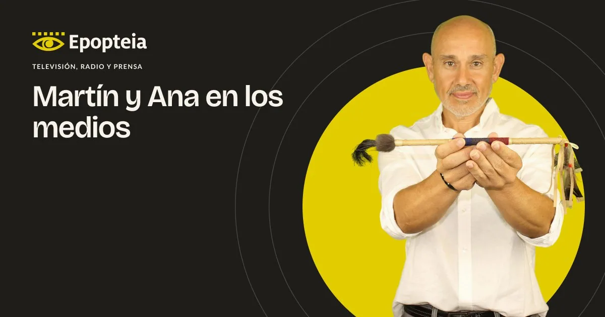 Epopteia · Medios